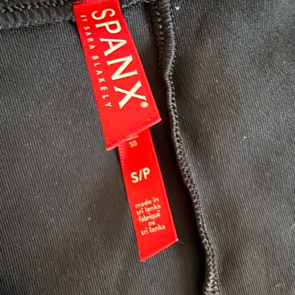 Spanx Suit Yourself Long Sleeve V Neck Bodysuit Black Shapewear Small - Picture 6 of 6